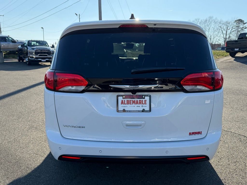 2026 Chrysler Voyager VOYAGER LX