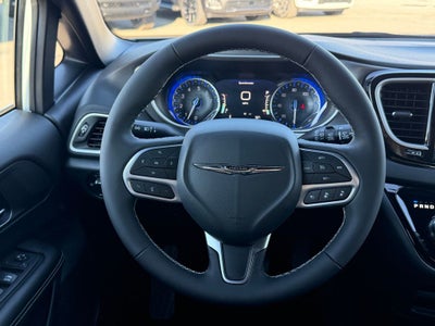 2026 Chrysler Voyager VOYAGER LX