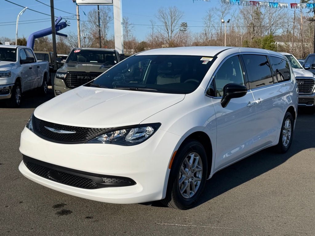 2026 Chrysler Voyager VOYAGER LX