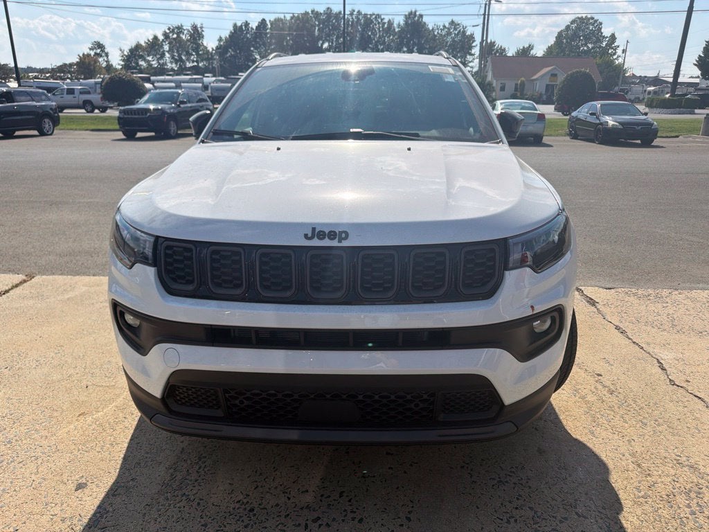 2027 Jeep Compass COMPASS LATITUDE ALTITUDE 4X4