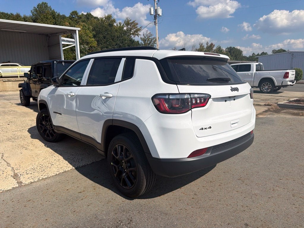 2027 Jeep Compass COMPASS LATITUDE ALTITUDE 4X4