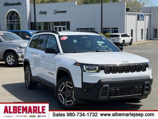 2026 Jeep Cherokee CHEROKEE LAREDO 4X4