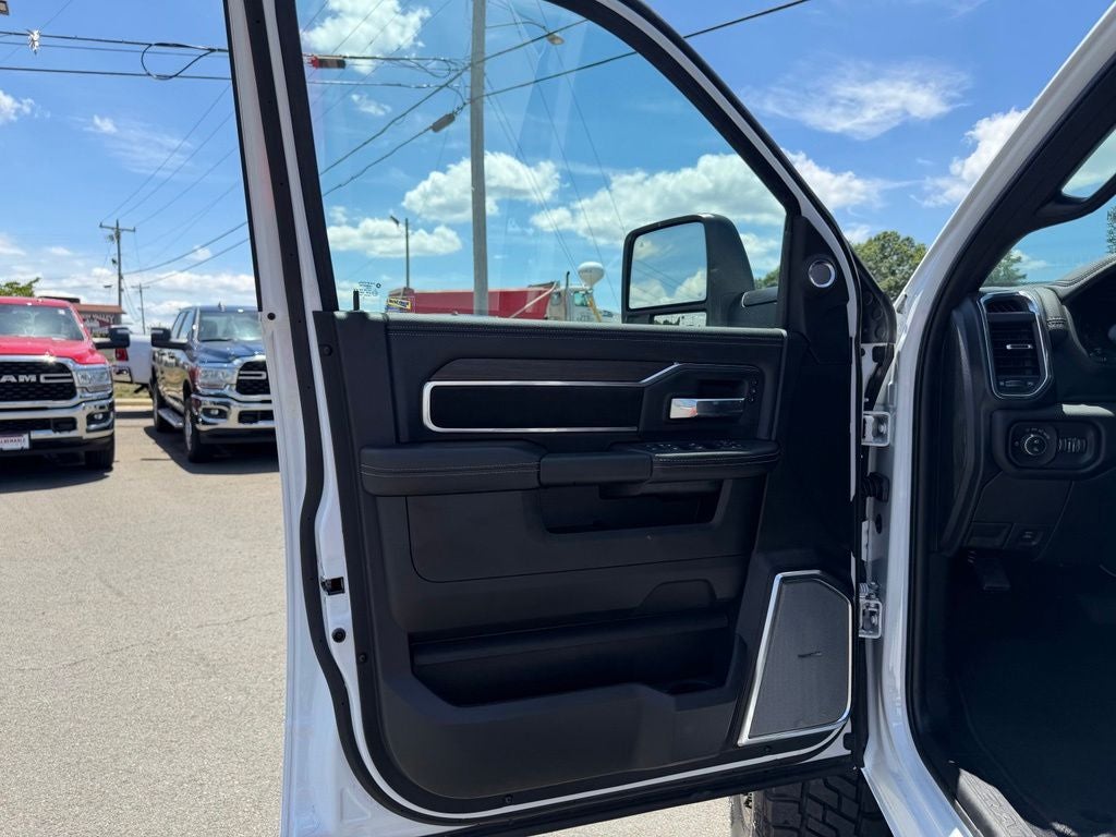 2026 RAM 2500 Laramie - Photo 13