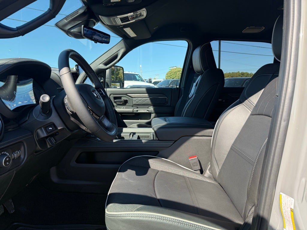 2026 RAM Ram 2500 RAM 2500 LIMITED MEGA CAB 4X4 6'4' BOX