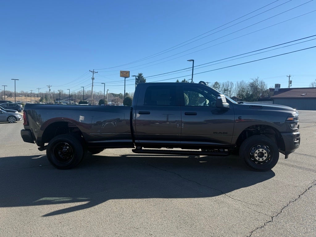 2026 RAM Ram 3500 RAM 3500 BIG HORN CREW CAB 4X4 8' BOX
