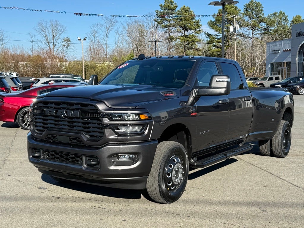 2026 RAM Ram 3500 RAM 3500 BIG HORN CREW CAB 4X4 8' BOX