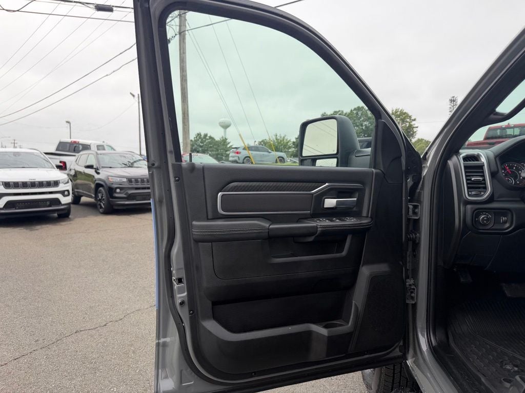 2026 RAM 3500 RAM 3500 BIG HORN CREW CAB 4X4 8' BOX