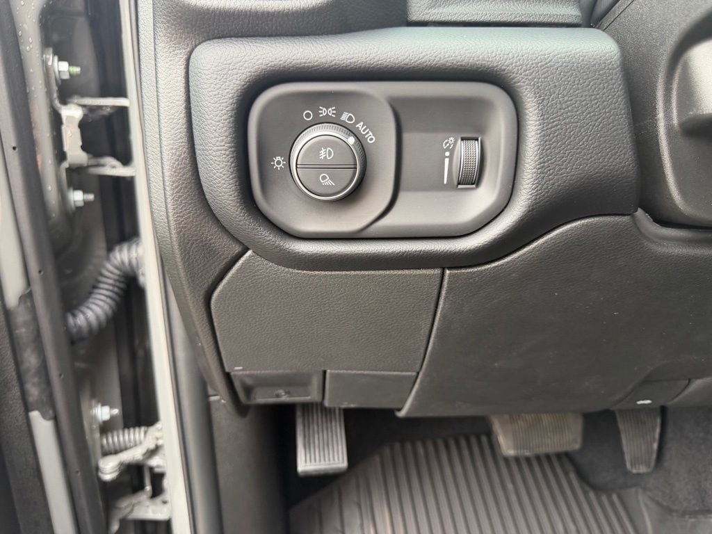 2026 RAM 3500 RAM 3500 BIG HORN CREW CAB 4X4 8' BOX