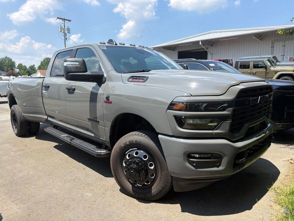 2026 RAM Ram 3500 RAM 3500 BIG HORN CREW CAB 4X4 8' BOX
