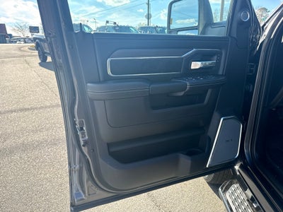 2026 RAM Ram 3500 RAM 3500 LARAMIE CREW CAB 4X4 8' BOX