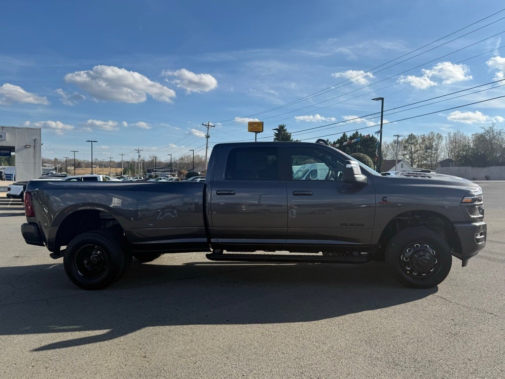 2026 RAM Ram 3500 RAM 3500 LARAMIE CREW CAB 4X4 8' BOX