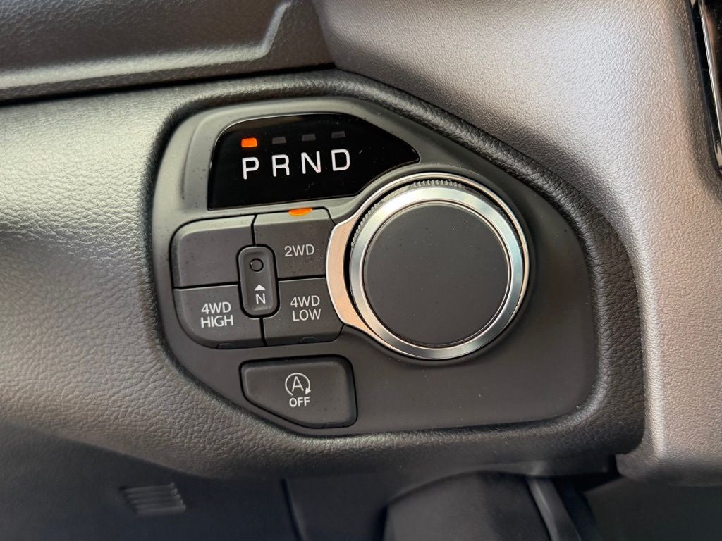 2026 RAM Ram 1500 RAM 1500 EXPRESS CREW CAB 4X4 5'7' BOX