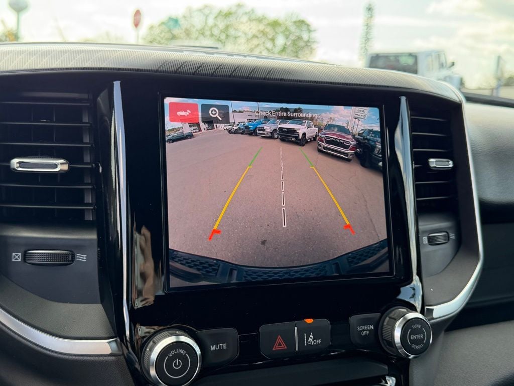 2026 RAM Ram 1500 RAM 1500 EXPRESS CREW CAB 4X4 5'7' BOX