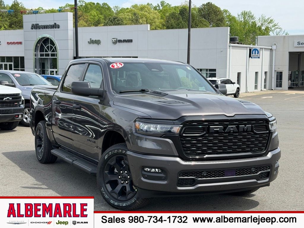 2026 RAM Ram 1500 RAM 1500 EXPRESS CREW CAB 4X4 5'7' BOX