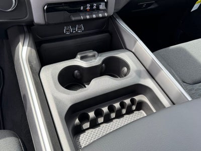 2026 RAM Ram 1500 RAM 1500 EXPRESS CREW CAB 4X4 5'7' BOX