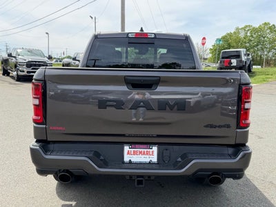 2026 RAM Ram 1500 RAM 1500 EXPRESS CREW CAB 4X4 5'7' BOX