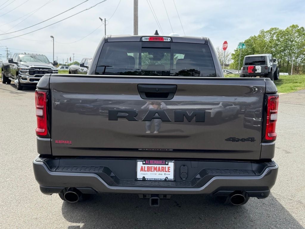 2026 RAM Ram 1500 RAM 1500 EXPRESS CREW CAB 4X4 5'7' BOX