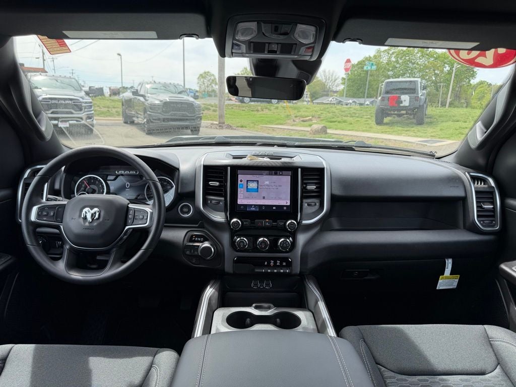 2026 RAM Ram 1500 RAM 1500 EXPRESS CREW CAB 4X4 5'7' BOX