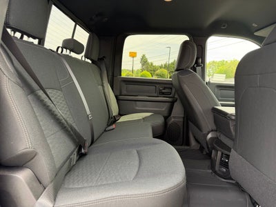 2026 RAM Ram 2500 RAM 2500 BLACK EXPRESS CREW CAB 4X4 6'4' BOX