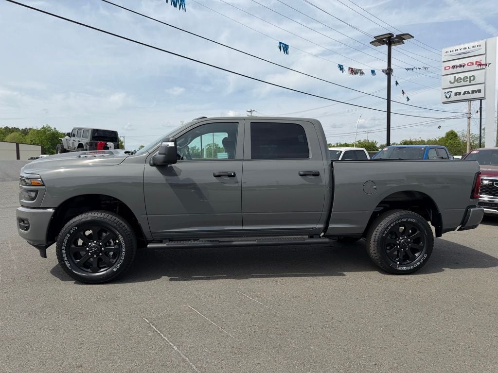 2026 RAM Ram 2500 RAM 2500 BLACK EXPRESS CREW CAB 4X4 6'4' BOX