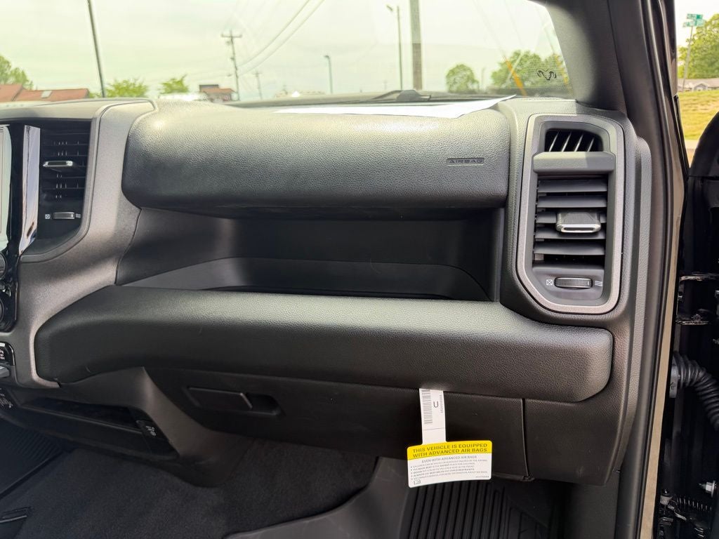 2026 RAM Ram 2500 RAM 2500 BLACK EXPRESS CREW CAB 4X4 6'4' BOX