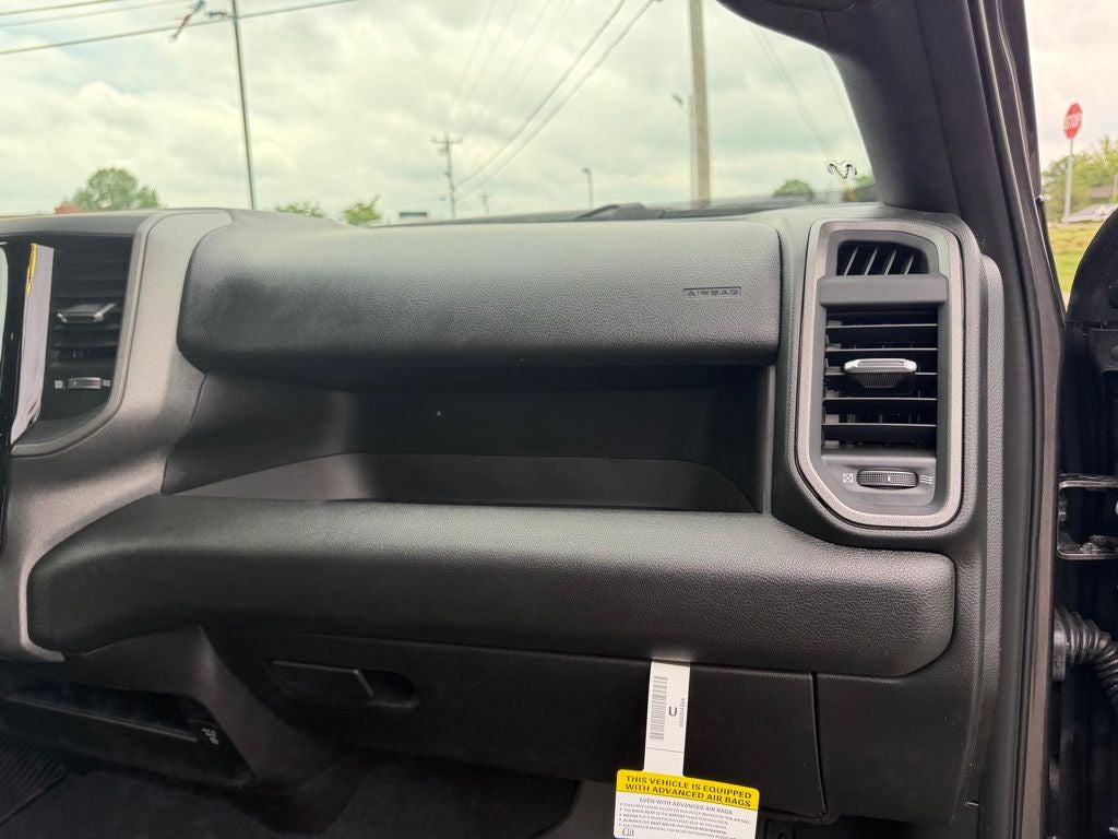 2026 RAM Ram 2500 RAM 2500 BLACK EXPRESS CREW CAB 4X4 6'4' BOX