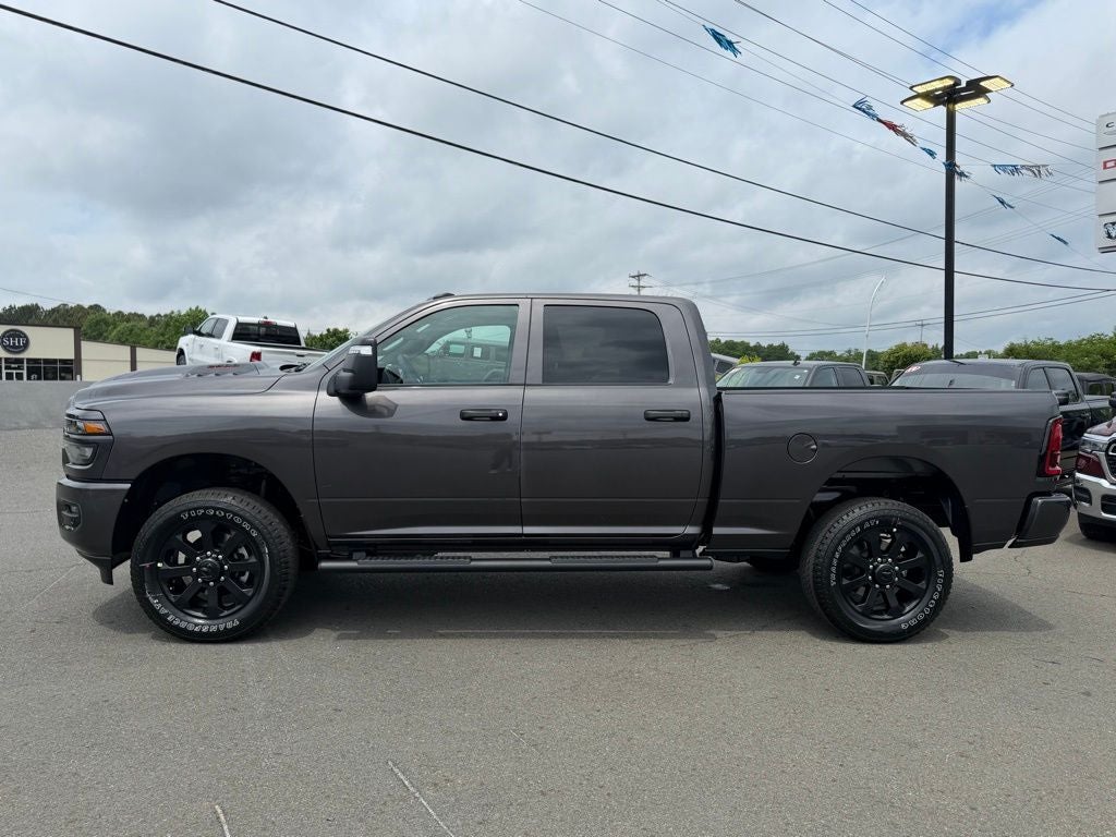 2026 RAM Ram 2500 RAM 2500 BLACK EXPRESS CREW CAB 4X4 6'4' BOX
