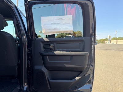 2027 RAM Ram 2500 RAM 2500 BLACK EXPRESS CREW CAB 4X4 6'4' BOX