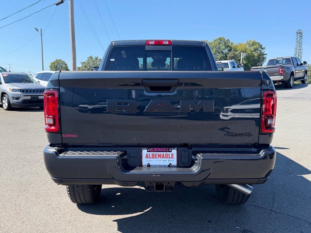 2027 RAM Ram 2500 RAM 2500 BLACK EXPRESS CREW CAB 4X4 6'4' BOX