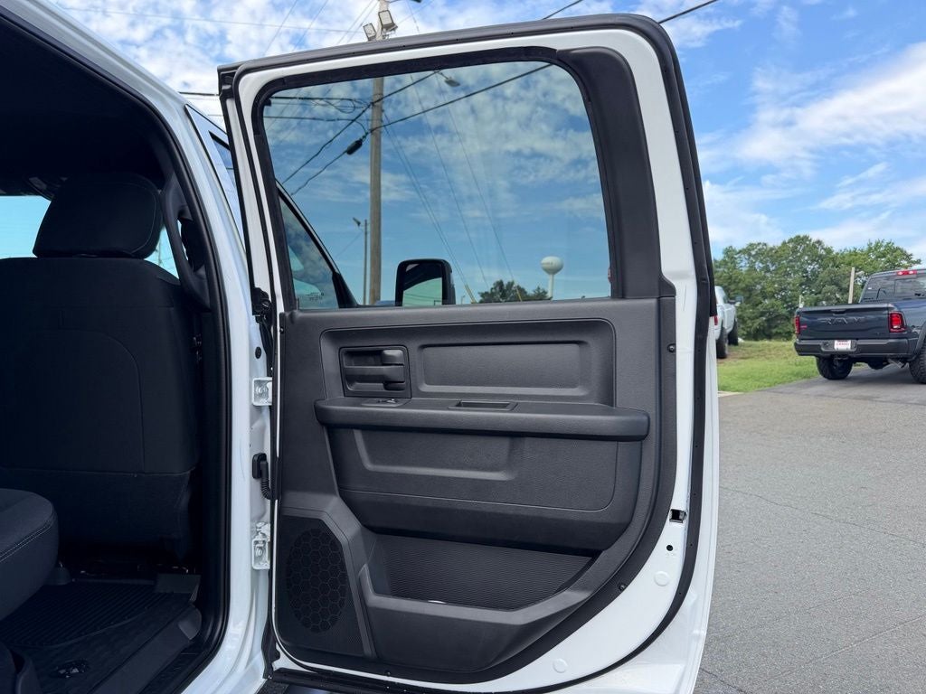 2026 RAM Ram 2500 RAM 2500 WARLOCK CREW CAB 4X4 6'4' BOX