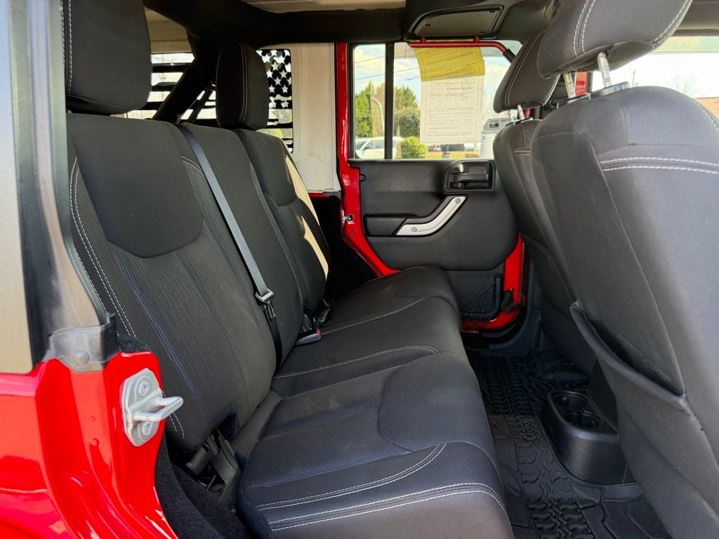 2016 Jeep Wrangler Unlimited Sahara