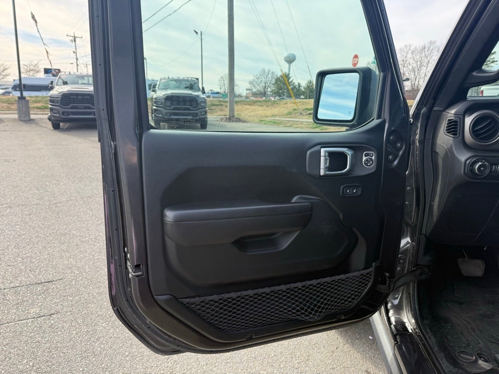 2020 Jeep Wrangler Unlimited Willys 4X4