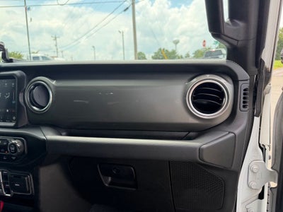 2022 Jeep Wrangler Unlimited Sahara 4x4
