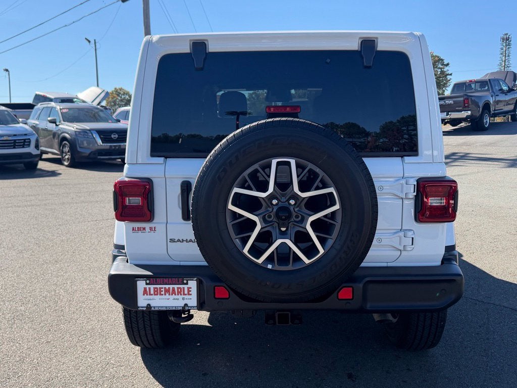 2026 Jeep Wrangler 4-Door Sahara 4x4