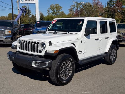 2026 Jeep Wrangler 4-Door Sahara 4x4
