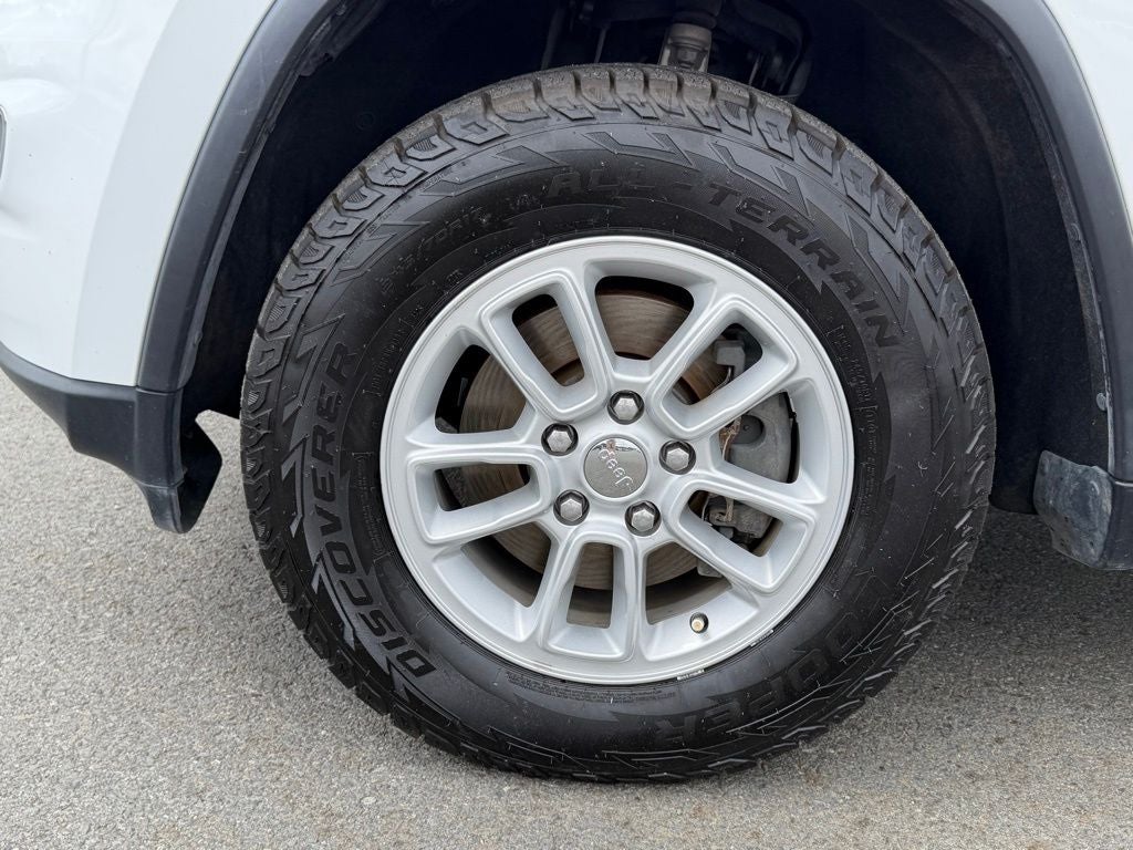 2020 Jeep Grand Cherokee Laredo E 4x2