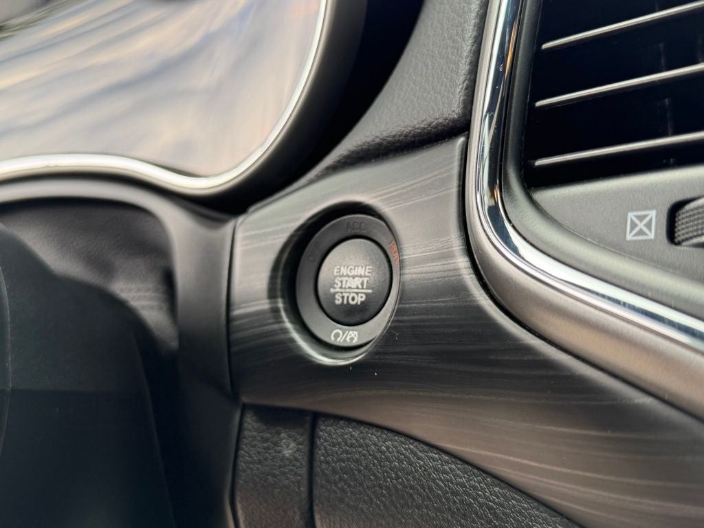 2020 Jeep Grand Cherokee Laredo E 4x2