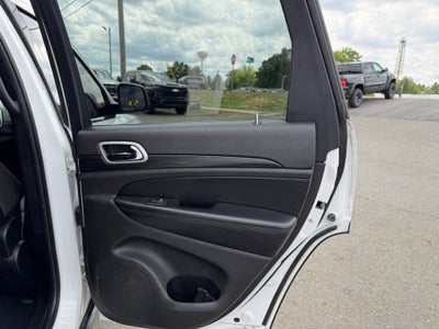 2020 Jeep Grand Cherokee Laredo E 4x2