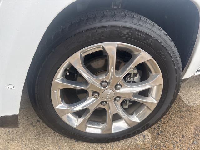 2019 Jeep Grand Cherokee Summit 4x2