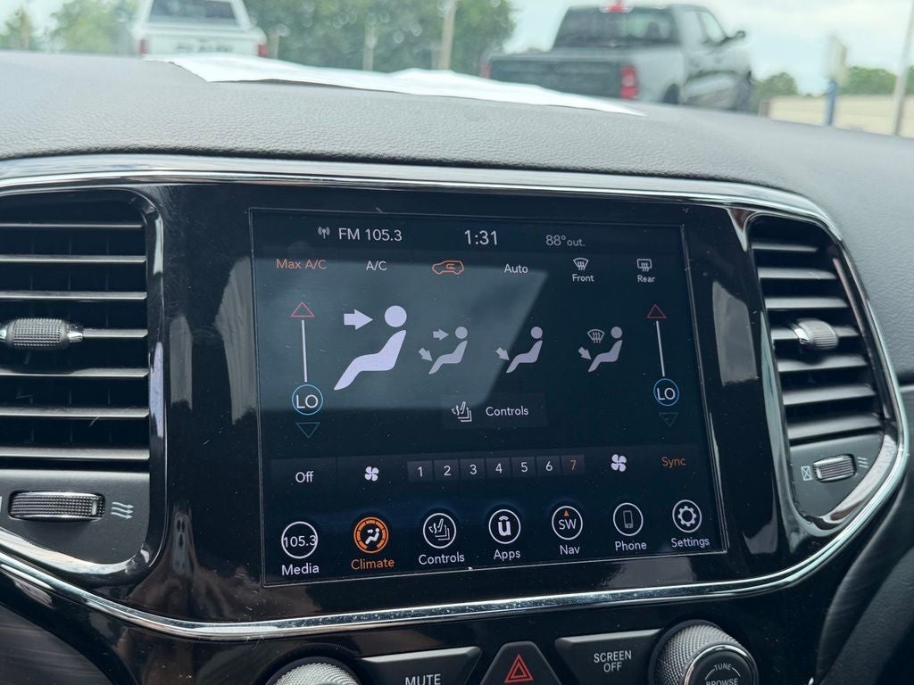 2021 Jeep Grand Cherokee Laredo X