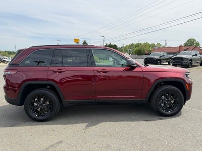 2026 Jeep Grand Cherokee Altitude