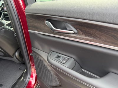 2026 Jeep Grand Cherokee Altitude