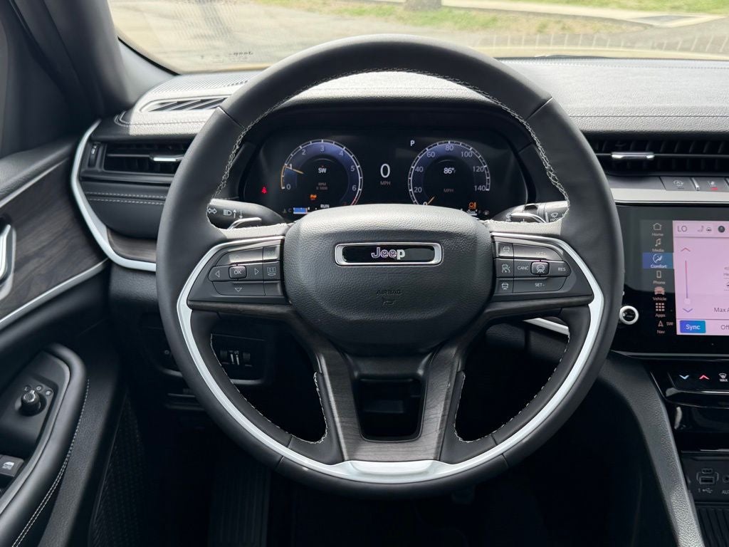 2026 Jeep Grand Cherokee Altitude