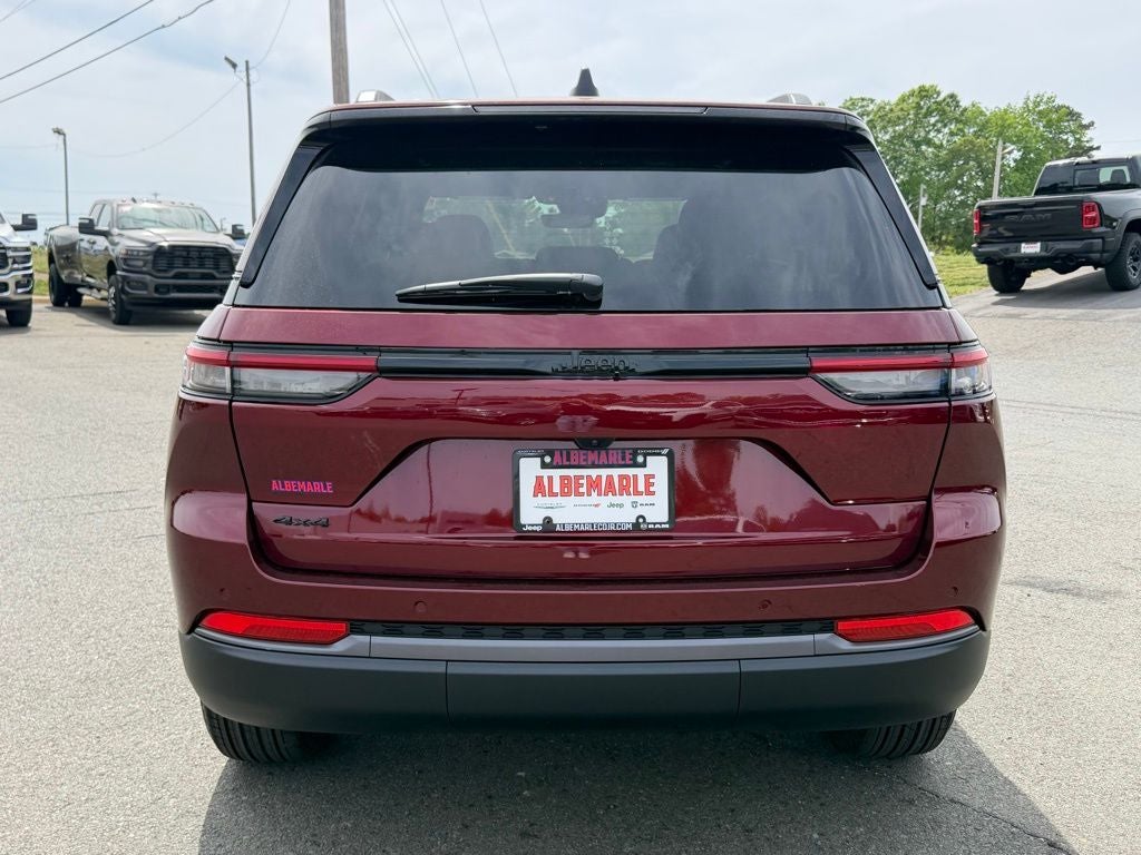 2026 Jeep Grand Cherokee Altitude