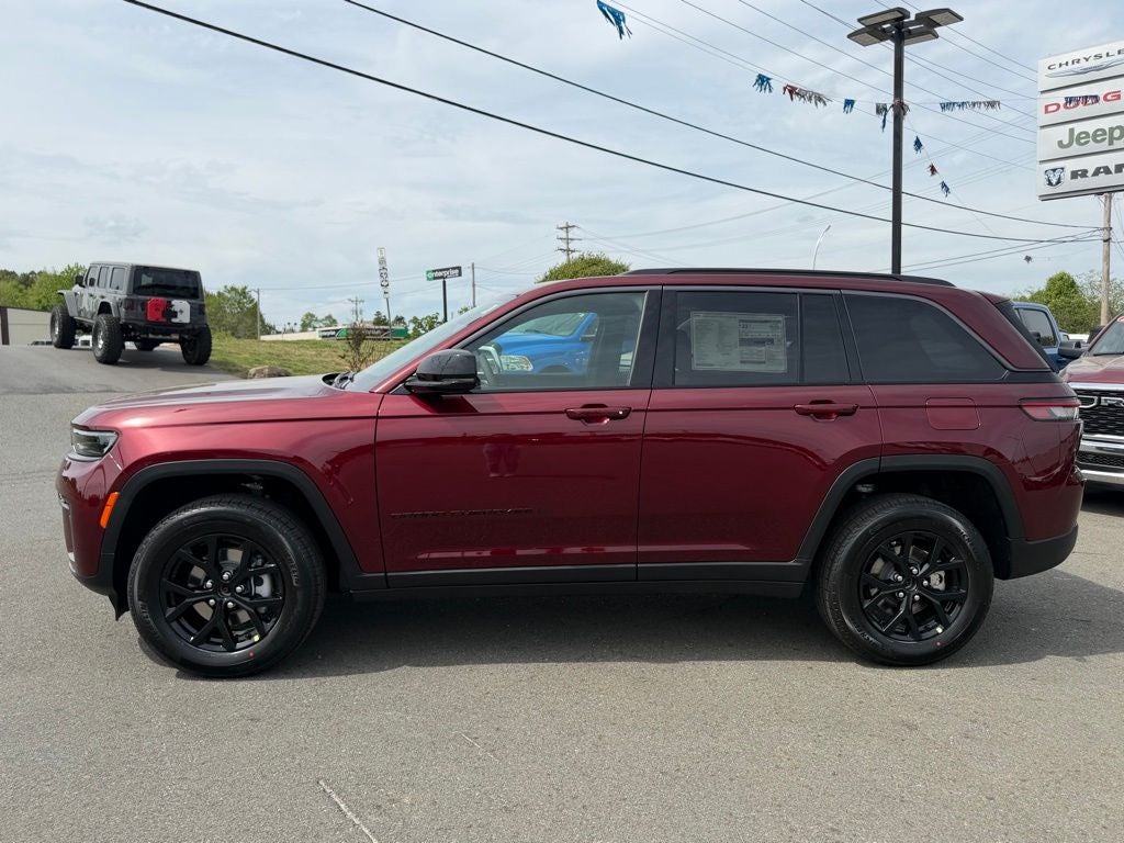 2026 Jeep Grand Cherokee Altitude