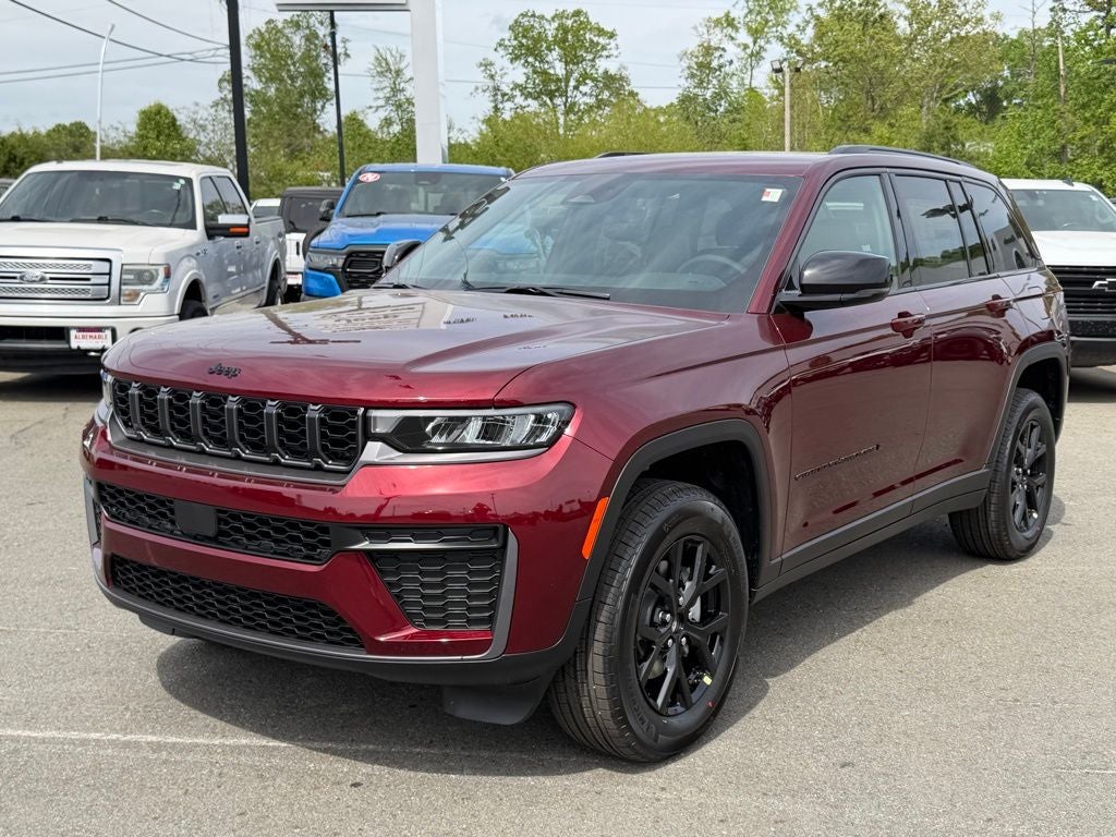 2026 Jeep Grand Cherokee Altitude