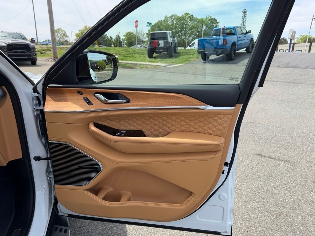 2024 Jeep Grand Cherokee Summit Reserve 4x4