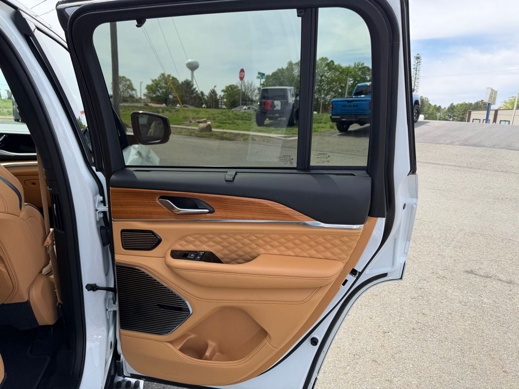 2024 Jeep Grand Cherokee Summit Reserve 4x4