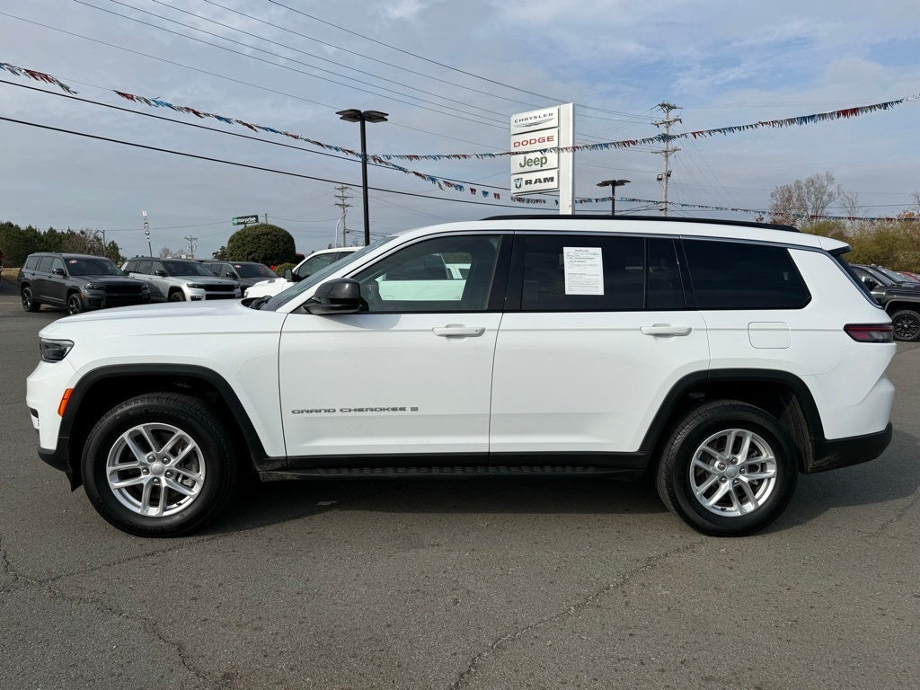 2024 Jeep Grand Cherokee L Laredo 4x2