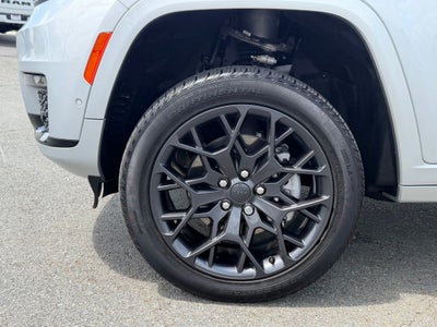 2025 Jeep Grand Cherokee L Summit 4x4